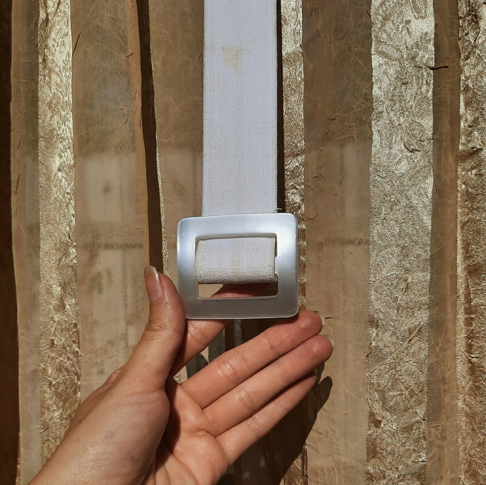 White Retro Belt